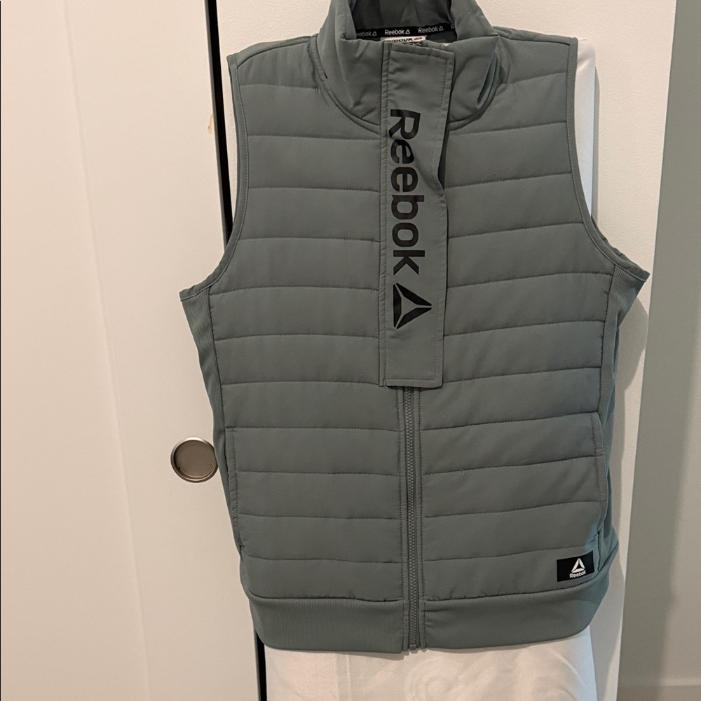 Reebok Charcoal Quilted Vest